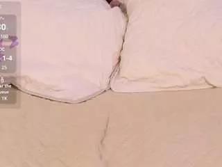 cosmic-brunette from CamSoda is Freechat