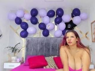 danna-reyes from CamSoda