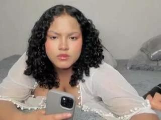 dephnee from CamSoda is Freechat