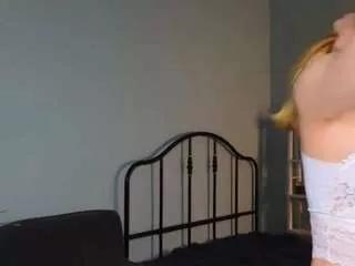 dollydarlington from CamSoda
