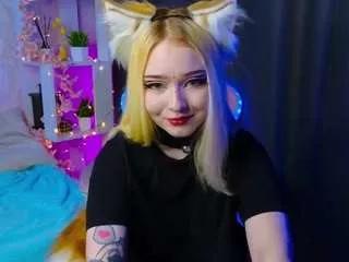 dollyeast from CamSoda