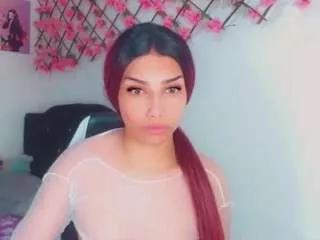 emeli-roushot from CamSoda