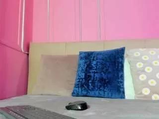 emelyy-carter from CamSoda is Freechat