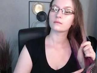 emmatease94 from CamSoda