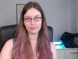 emmatease94 from CamSoda
