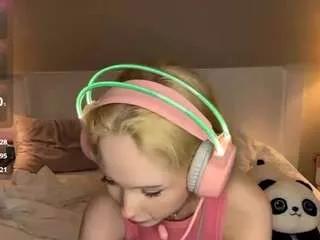 Esmacorby from CamSoda