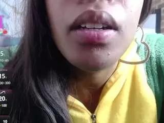 esmeraldasweet0 from CamSoda