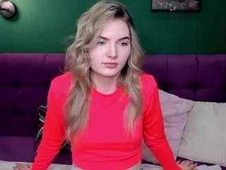 evelineamore from CamSoda