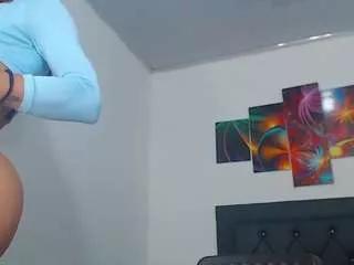 evelynquee from CamSoda is Freechat