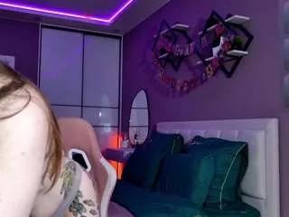 foxohlove from CamSoda