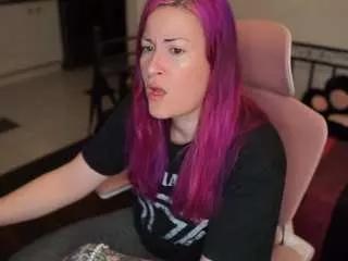 gennyrock from CamSoda