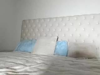 giannalove from CamSoda is Away