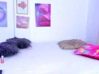 he-cong from CamSoda is Freechat