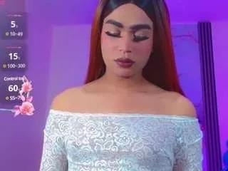 hellen-moons from CamSoda