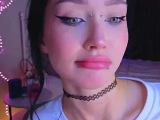Holly-berryy from CamSoda