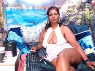 indianerotica69 from CamSoda
