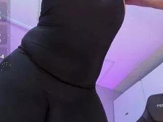 inndra-hot from CamSoda