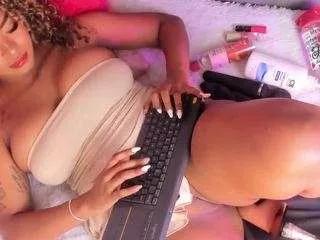 irishott from CamSoda