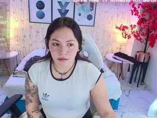 issareel from CamSoda