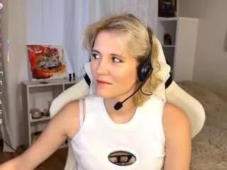 Katiefenning from CamSoda
