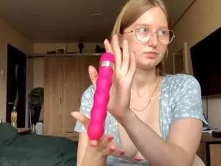 kattie-big-boo from CamSoda is Freechat