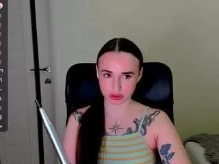 Kimmberrr from CamSoda
