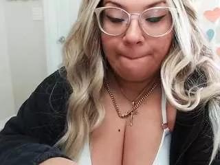 kinky-kris from CamSoda