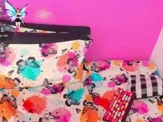 kinkyhousewifee from CamSoda is Freechat