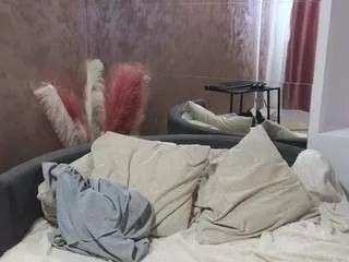 l3xxya from CamSoda