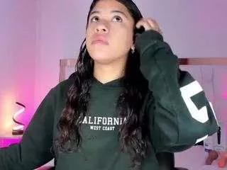 layla-golden from CamSoda