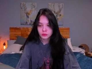 laylashineee from CamSoda