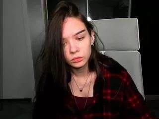 laylashineee from CamSoda