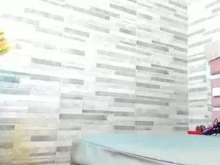 lexxy-brown from CamSoda