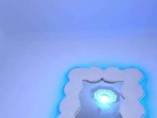 liindaevans from CamSoda