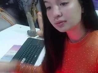 lilimini032 from CamSoda