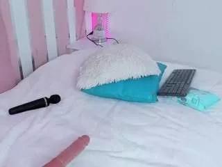 lilylove1 from CamSoda