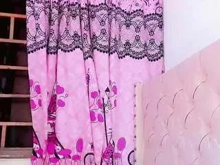 litteemmy20 from CamSoda is Freechat