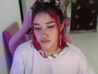 littleangel-m from CamSoda