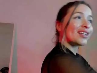 littledanni from CamSoda