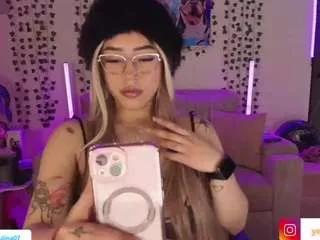 liz-martins from CamSoda is Freechat