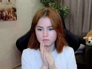lumuon from CamSoda is Freechat