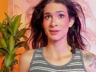 mara-friend from CamSoda is Freechat