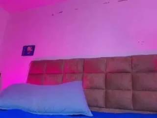 Mia-xs from CamSoda