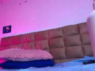 Mia-xs from CamSoda