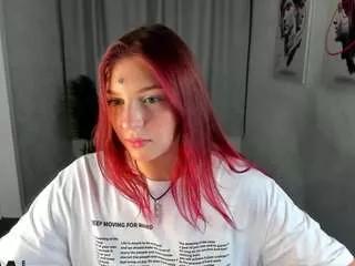 milly-rockk on CamSoda