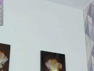 Naughtyebonyy from CamSoda