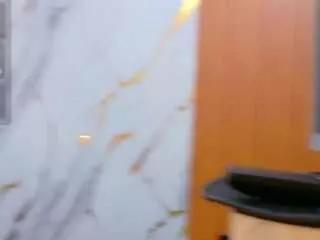Naughtyebonyy from CamSoda