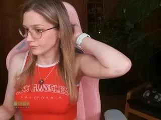 Nicolebloom from CamSoda