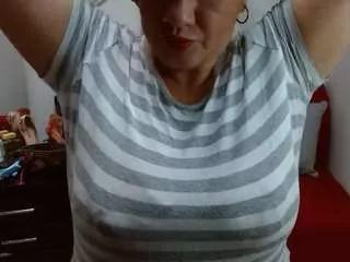 ninimaturehot69 from CamSoda