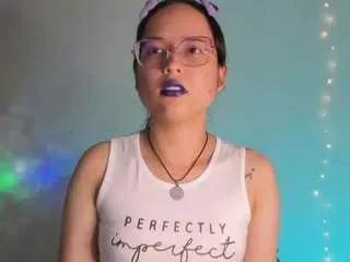 Sahantalcerezo from CamSoda